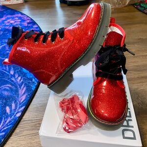 DREAM PAIRS RED GLITTER COMBAT BOOTS W/BOX DUST COVERS EXTRA LACES GIRLS 2 $50